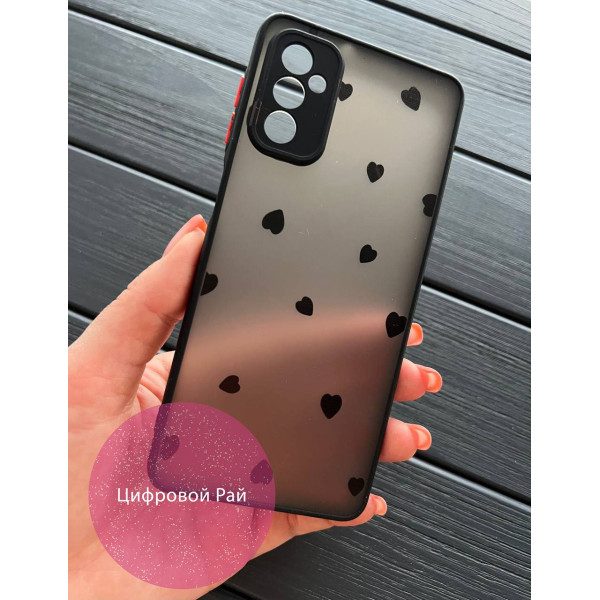 Чохол для Samsung Galaxy M23 5G з захистом камери з чорними сердечками