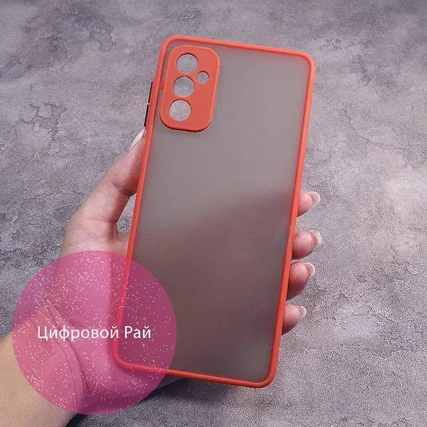 Чехол для Samsung Galaxy M23 5G с защитой камеры матовый пластик с красным бортиком