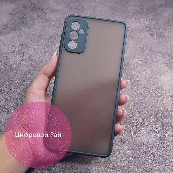 Чехол для Samsung Galaxy M23 5G с защитой камеры матовый пластик с темно-зеленым бортиком