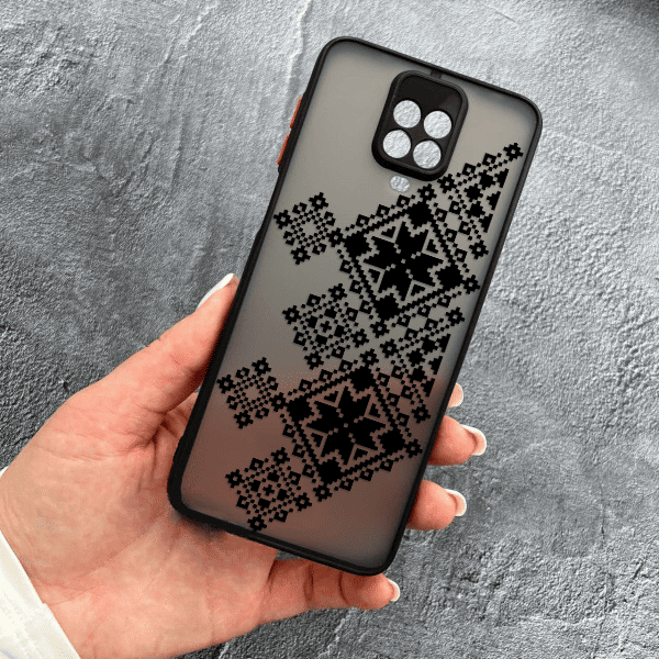 Чохол для Xiaomi Redmi Note 9s / Note 9 Pro / Note 9 Pro Max з захистом камери з вишиванкою чорна українська