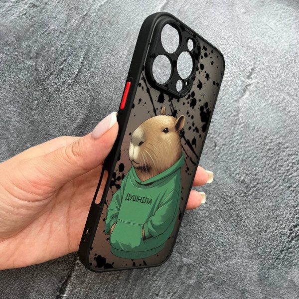 Чехол для iPhone 16 Pro с защитой камеры с капибарой