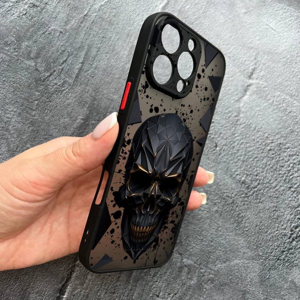 Чехол для iPhone 16 Pro с защитой камеры с черепом в кубе