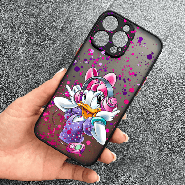 Чехол для iPhone 16 Pro детский с защитой камеры с Дейзи