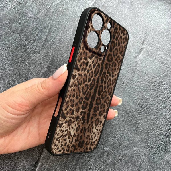 Чехол для iPhone 16 Pro с защитой камеры с леопардом классическим
