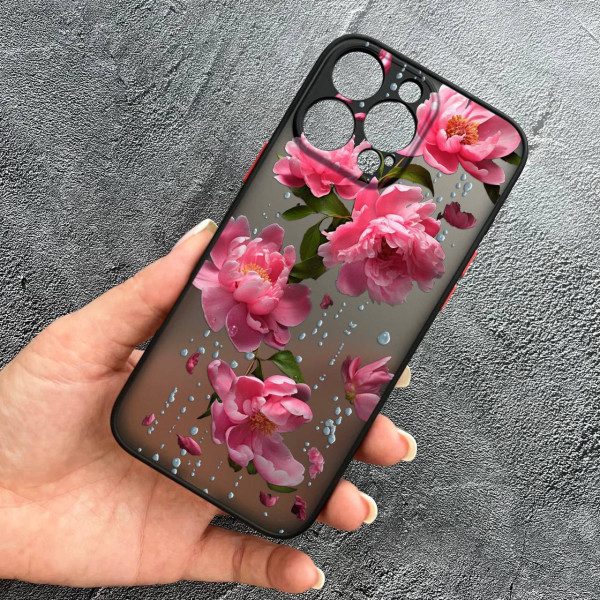 Чехол для iPhone 16 Pro с защитой камеры с цветами и дождем