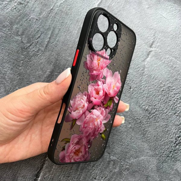 Чехол для iPhone 16 Pro с защитой камеры с цветами и каплями