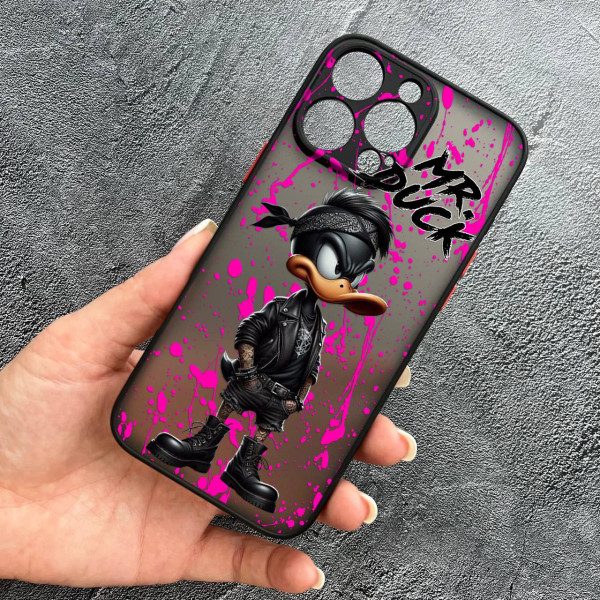 Чехол для iPhone 16 Pro с защитой камеры с Мистер Даком