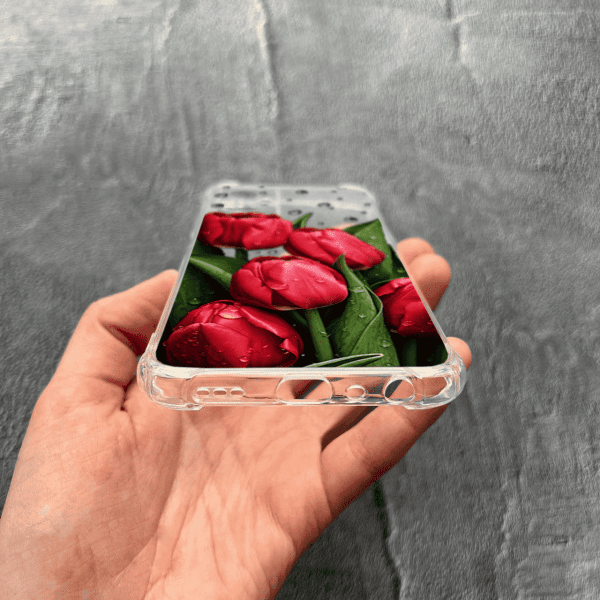 Чехол для Oppo A76 / A96 с защитой камеры с цветами красные тюльпаны с каплями противоударный прозрачный силиконовый чехол