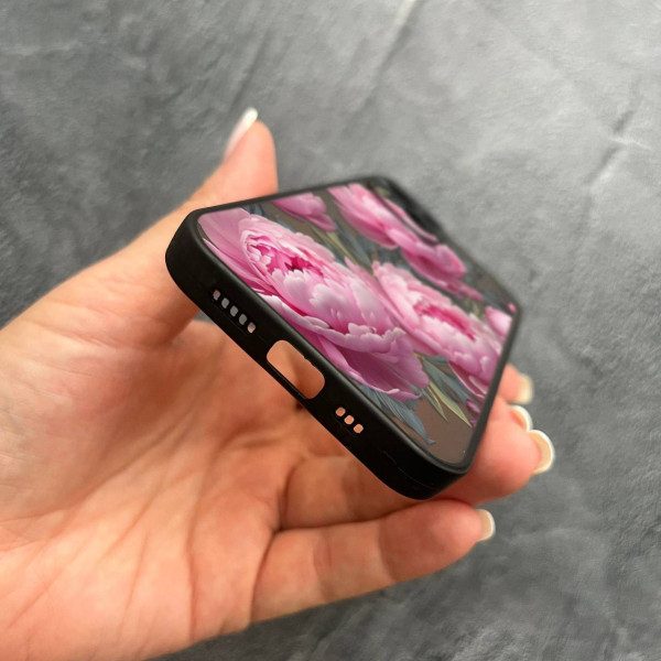 Чехол для iPhone 14 plus с защитой камеры с цветами пионами крупными