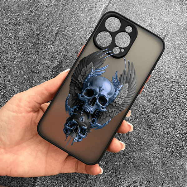 Чехол для iPhone 12 Pro с защитой камеры с черепом и крыльями