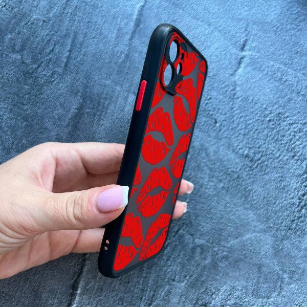 Чохол для iPhone 12 з захистом камери з червоними губами