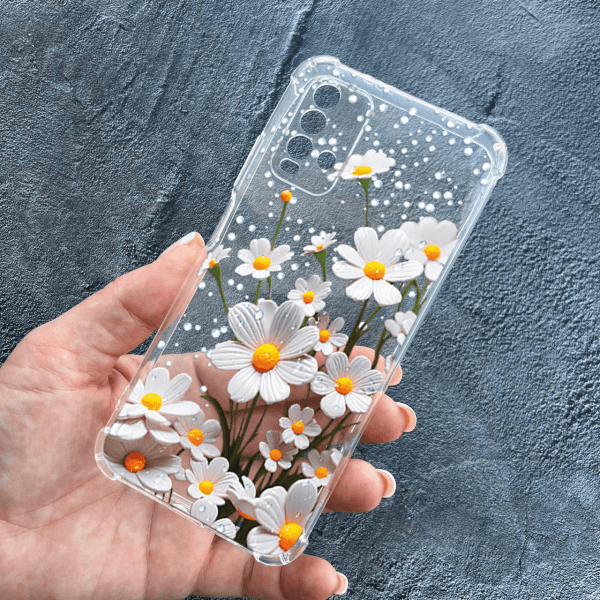 Чехол для Xiaomi Redmi 9T с защитой камеры с цветами ромашки белые противоударный прозрачный силиконовый чехол