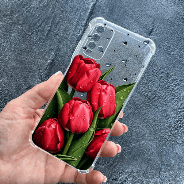 Чехол для Xiaomi Redmi 9T с защитой камеры с цветами красные тюльпаны с каплями противоударный прозрачный силиконовый чехол