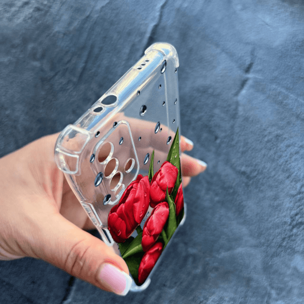 Чехол для Xiaomi Redmi 9T с защитой камеры с цветами красные тюльпаны с каплями противоударный прозрачный силиконовый чехол