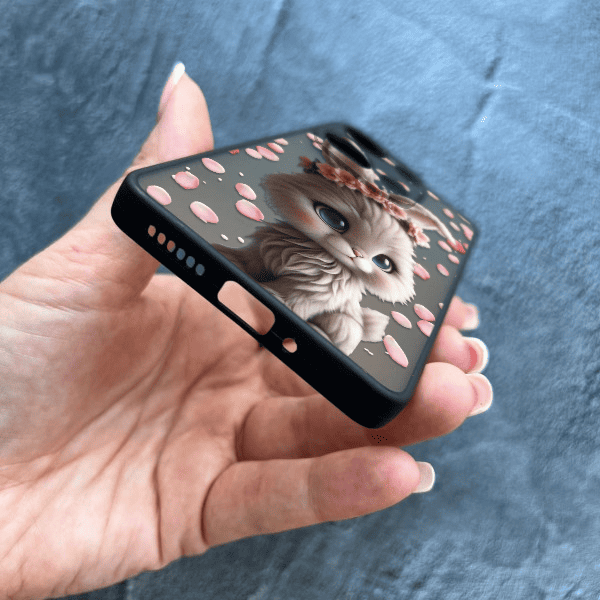 Чехол для Xiaomi Redmi Note 13 Pro 4G / Poco M6 Pro 4G / Xiaomi Redmi Note 14S с защитой камеры с зайкой в ​​лепестках