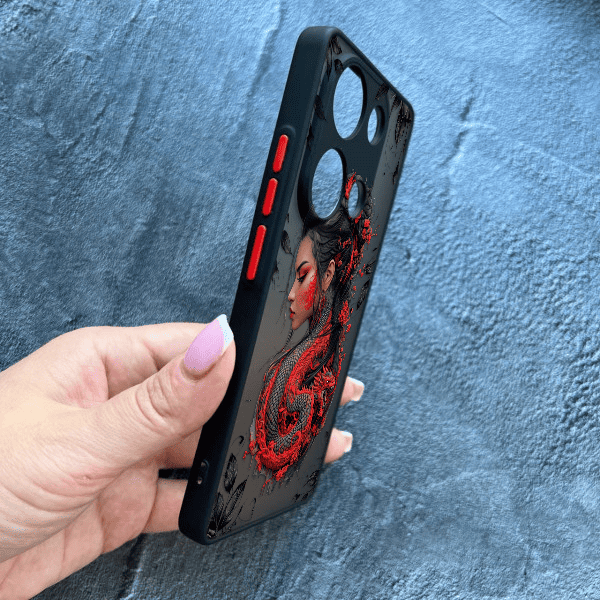Чехол для Xiaomi Redmi Note 13 Pro 4G / Poco M6 Pro 4G / Xiaomi Redmi Note 14S с защитой камеры девушка с драконом