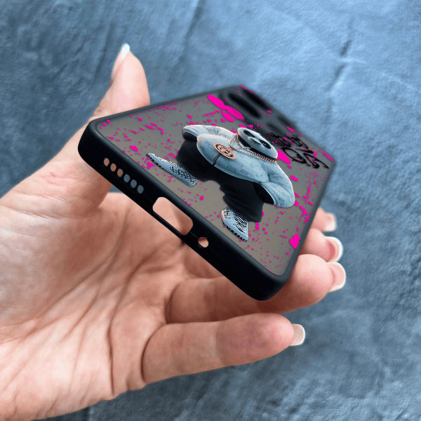 Чехол для Xiaomi Redmi Note 13 Pro 4G / Poco M6 Pro 4G / Xiaomi Redmi Note 14S с защитой камеры с панадой Кунг-Фу Big Po