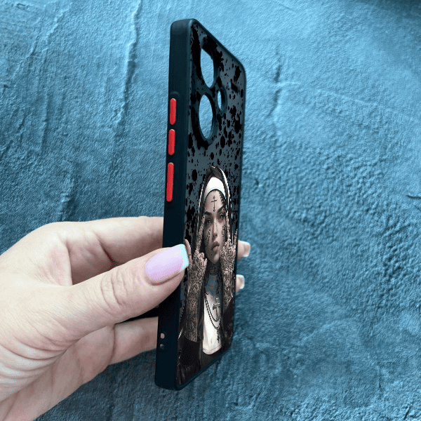Чохол для Xiaomi Redmi Note 13 Pro Plus з захистом камери з дівчинкою монахинею