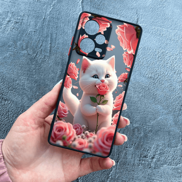 Чохол для Xiaomi Redmi Note 12 Pro 5G з захистом камери з котиком в квітах трояндах