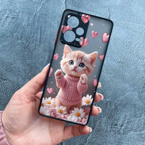 Чохол для Xiaomi Redmi Note 12 Pro 5G з захистом камери з котиком в квітах ромашки