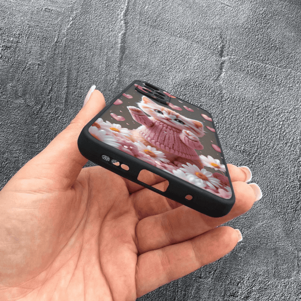 Чехол для Xiaomi Redmi Note 11 Pro Plus 5G с защитой камеры с котом в цветах ромашки