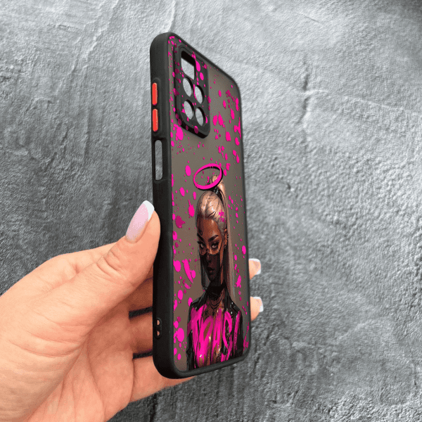 Чохол для Xiaomi Redmi Note 11 Pro Plus 5G з захистом камери з дівчинкою бунтаркою
