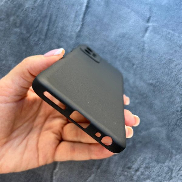 Чехол для Motorola G32 с защитой камеры софт-тач черный