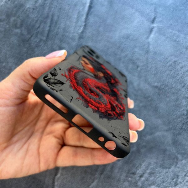 Чехол для Motorola G32 девушка с драконом