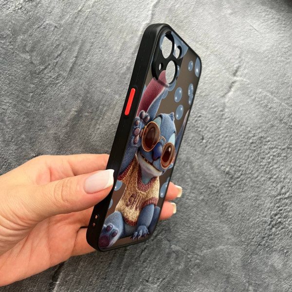 Чехол для iPhone 15 Plus с защитой детский камеры со стильным стичем