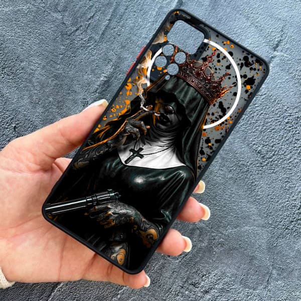 Чохол для Xiaomi Redmi Note 11 / Note 11s з захистом камери Чорна королева