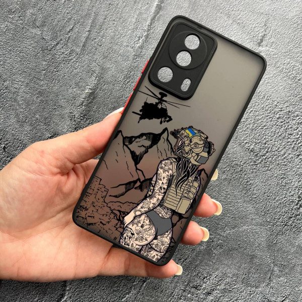 Чехол для Xiaomi 13 Lite с защитой камеры военная девушка