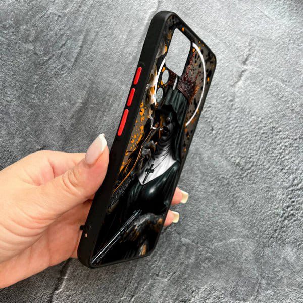 Чехол для Xiaomi 12T / Xiaomi 12T Pro с защитой камеры Черная королева