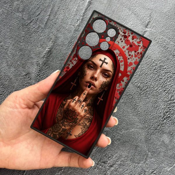 Чехол для Samsung Galaxy S22 Ultra с защитой камеры Монашка бунтарка