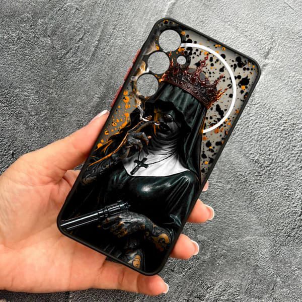 Чехол для Samsung Galaxy S23 с защитой камеры Черная королева