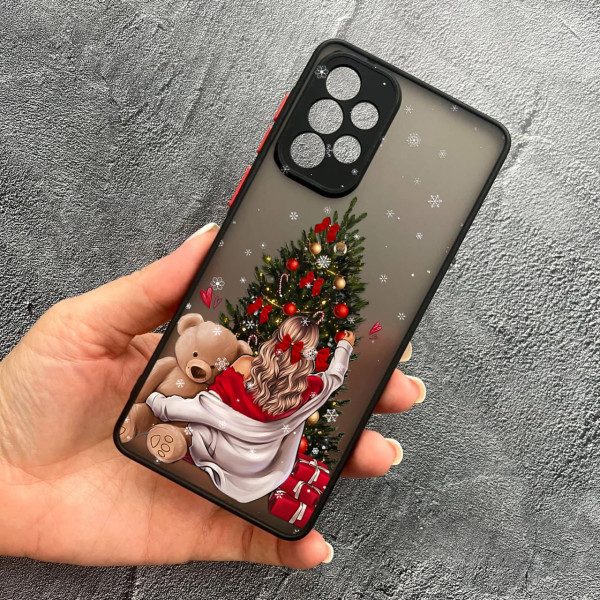 Чехол для Samsung Galaxy A32 (A325F) 4G с защитой камеры девушка с плюшевым медведем и елкой