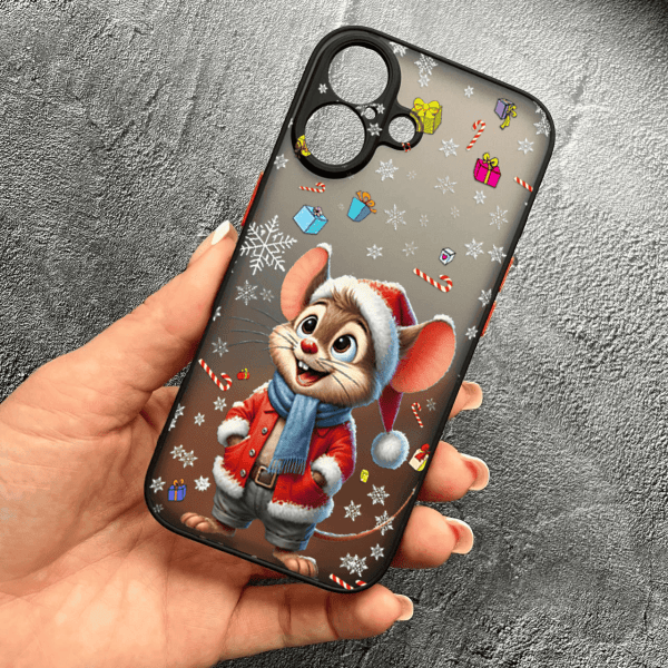 Чехол для iPhone 17 с защитой камеры новогодний мышонок в костюме санты