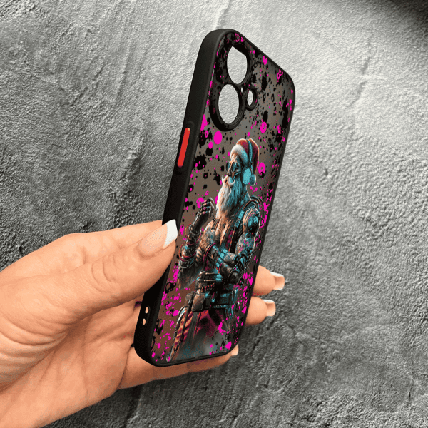Чехол для iPhone 17 с защитой камеры новогодний Санта Киберпанк