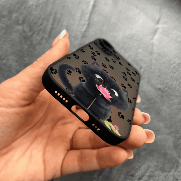 Чехол для iPhone 17 с защитой камеры котик с цветком