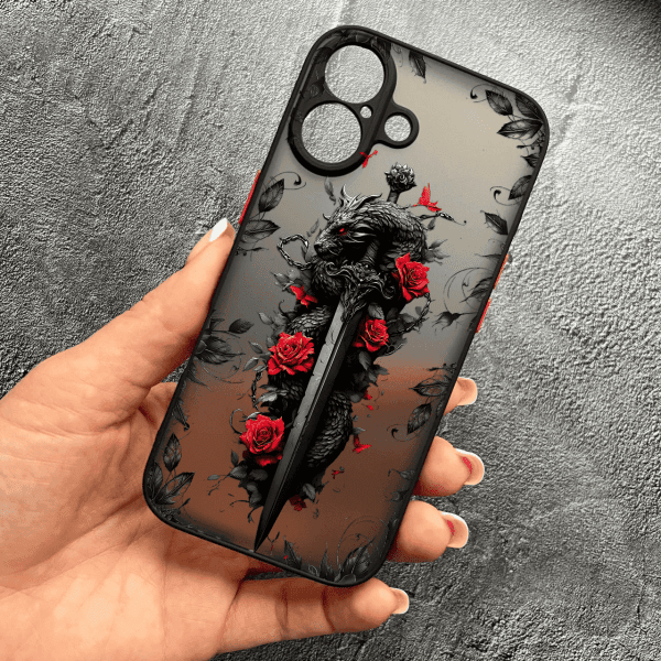 Чехол для iPhone 17 с защитой камеры дракон с мечом
