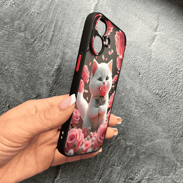 Чехол для iPhone 17 с защитой камеры с котом в цветах розах