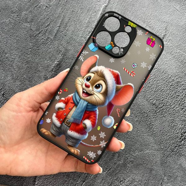 Чехол для iPhone 14 Pro с защитой камеры новогодний мышонок в костюме санты