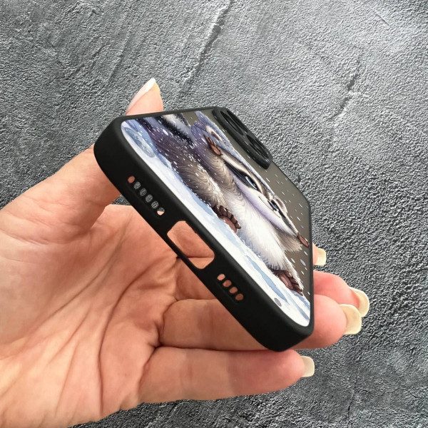 Чехол для iPhone 14 Pro с защитой камеры новогодний зимний енотик