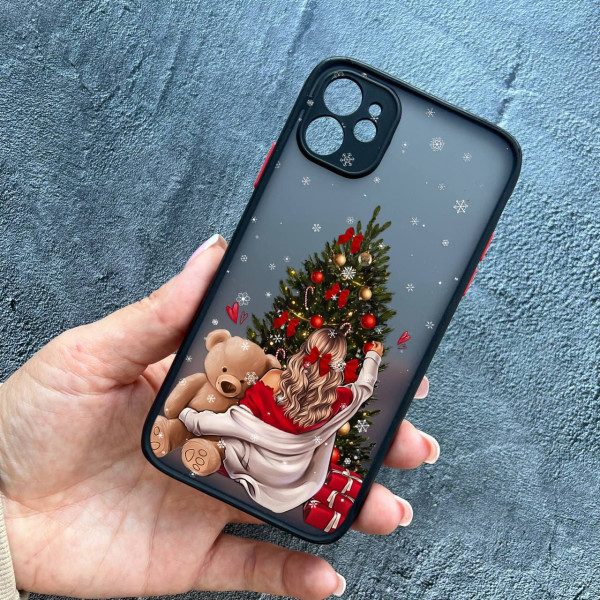 Чохол для iPhone 11 з захистом камери новорічна дівчина з плюшевим ведмедем і ялинкою