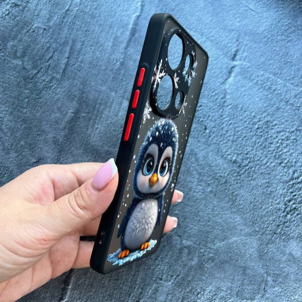 Чехол для Xiaomi Redmi Note 13 Pro 4G / Poco M6 Pro 4G / Xiaomi Redmi Note 14S  с защитой камеры новогодний милый пингвин