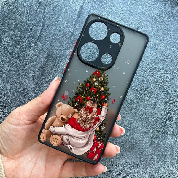 Чохол для Xiaomi Redmi Note 13 Pro 4G / Poco M6 Pro 4G / Xiaomi Redmi Note 14S  з захистом камери новорічна дівчина з плюшевим ведмедем і ялинкою