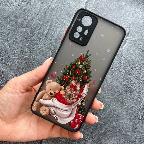 Чохол для Xiaomi Redmi Note 12S з захистом камери новорічна дівчина з плюшевим ведмедем і ялинкою