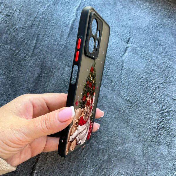 Чохол для Xiaomi Redmi Note 12 4G з захистом камери новорічна дівчина з плюшевим ведмедем і ялинкою