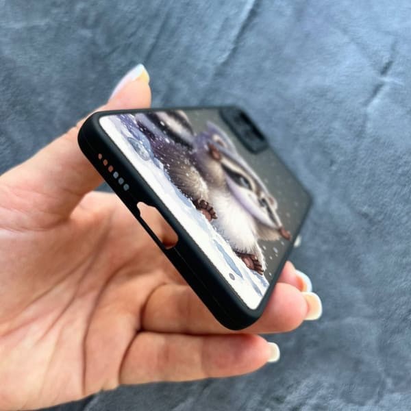 Чехол для Xiaomi Redmi Note 11 / Note 11s с защитой камеры новогодний зимний енотик