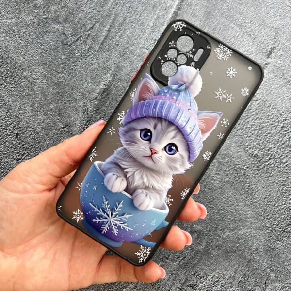 Чехол для Xiaomi Redmi Note 10 4G / Note 10s / Xiaomi Poco M5s с защитой камеры новогодний котенок в чашке