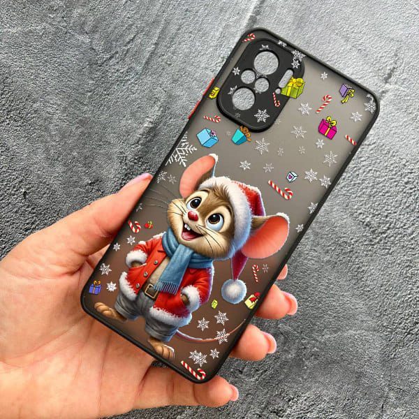 Чехол для Xiaomi Redmi Note 10 4G / Note 10s / Xiaomi Poco M5s с защитой камеры новогодний мышонок в костюме санты